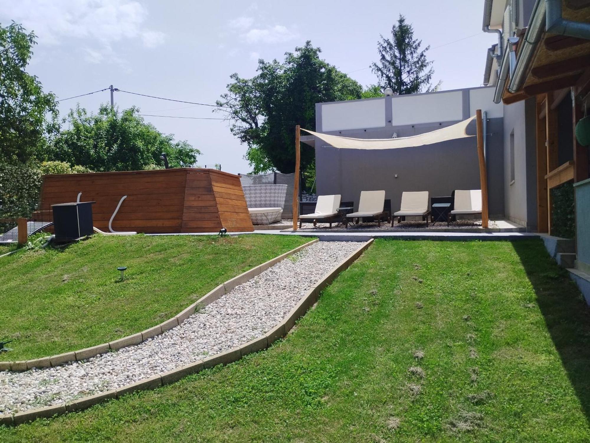 Apartman Goga With Pool And Jacuzzi Labin  Bagian luar foto